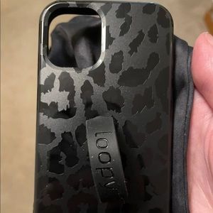 iPhone 12 mini loopy case in midnight black